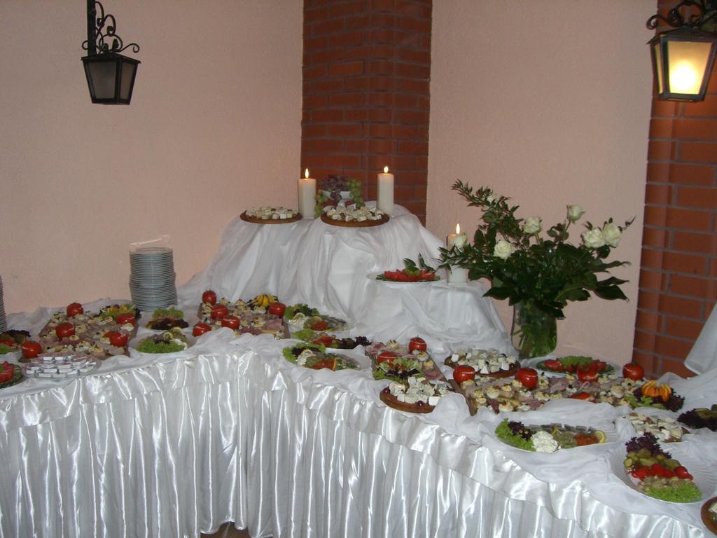 Osrodek Morsko Plus Hotel Exterior foto