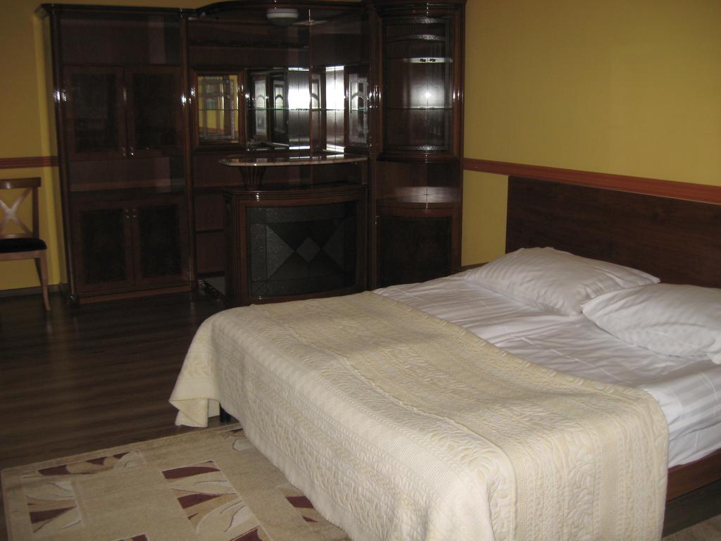 Osrodek Morsko Plus Hotel Exterior foto
