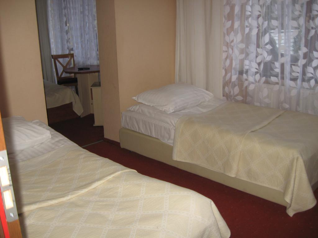 Osrodek Morsko Plus Hotel Exterior foto