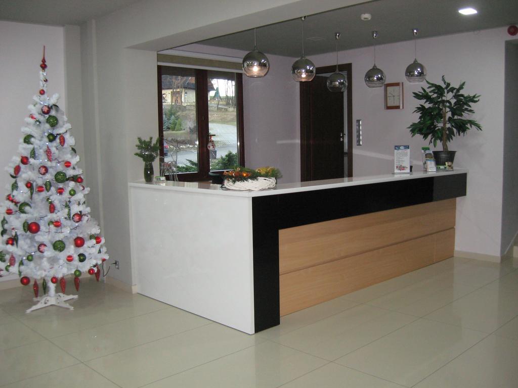Osrodek Morsko Plus Hotel Exterior foto